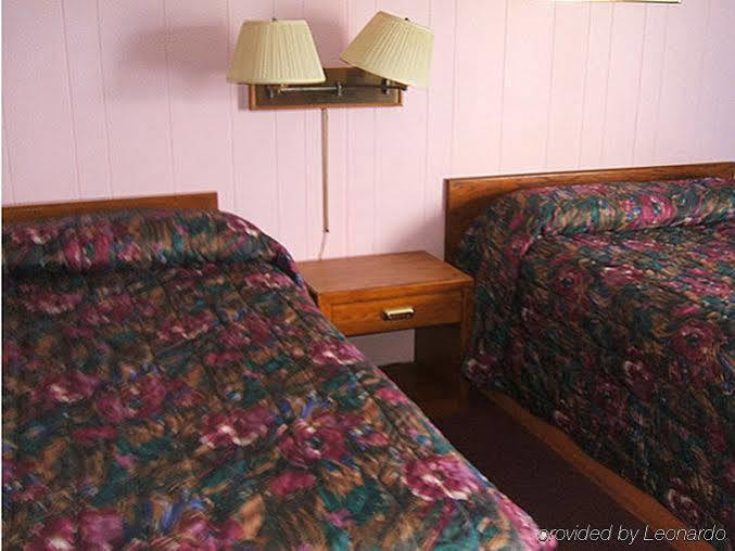Glen Motel - Utica Szoba fotó